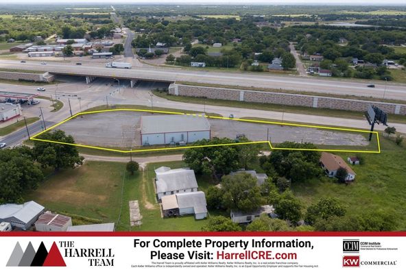 182 North McLennan Drive, Elm Mott, TX 76640